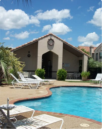 Resort Style Swimming Pool in Apartment